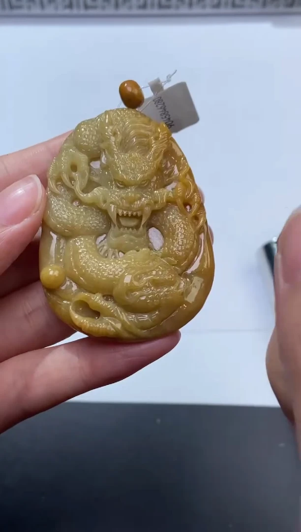 未镶嵌挂件翡翠371651    多人