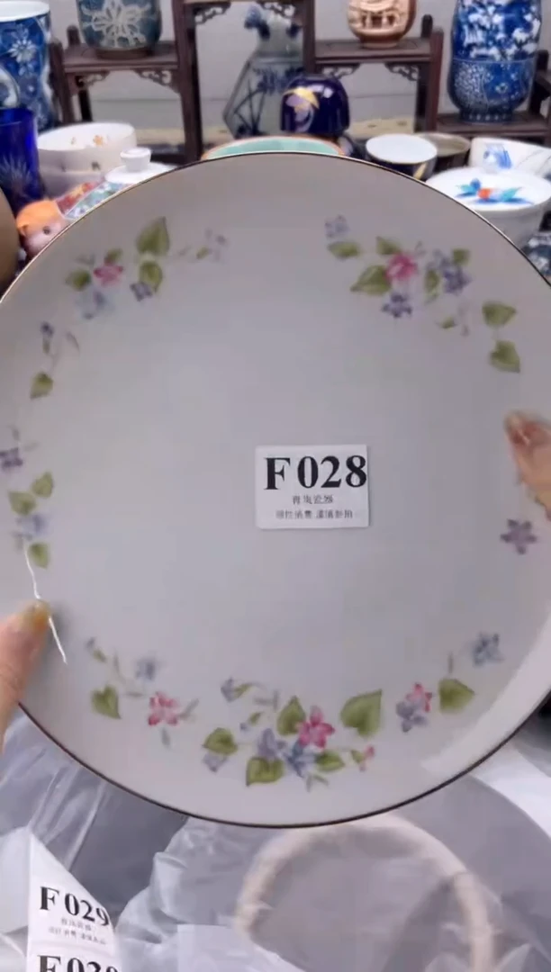 瓷片哈*哈  F028