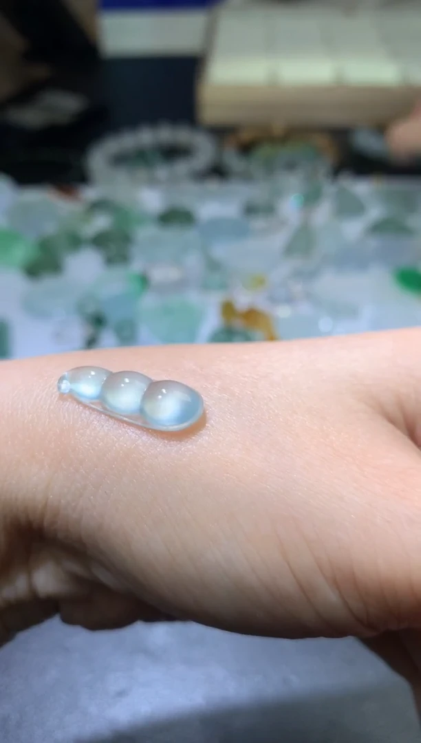 18K金镶嵌定制翡翠毛货  20.6-7.8-4