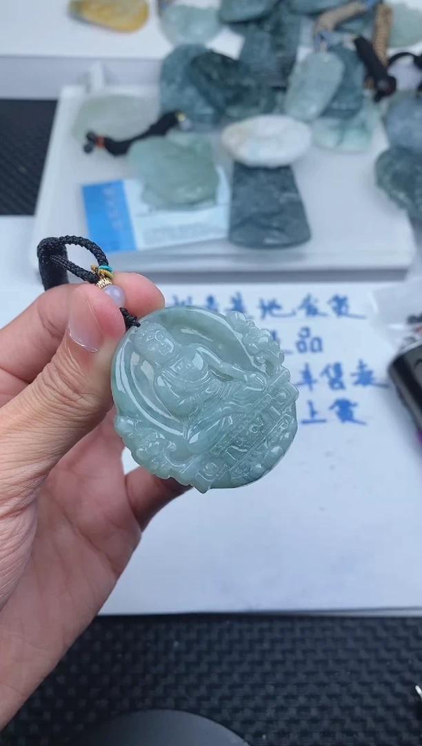 翡翠未镶嵌颈饰111111111111