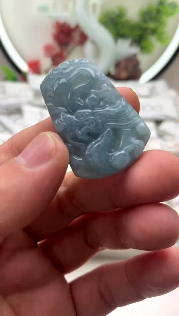 【闪购商品】翡翠颈饰未镶嵌小龙牌【品质一般介意慎拍】