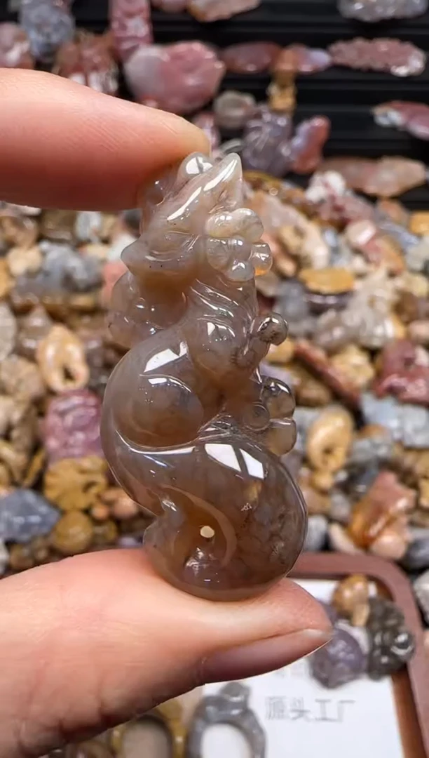 【闪购商品】硅化珊瑚（珊瑚玉）颈饰未镶嵌520