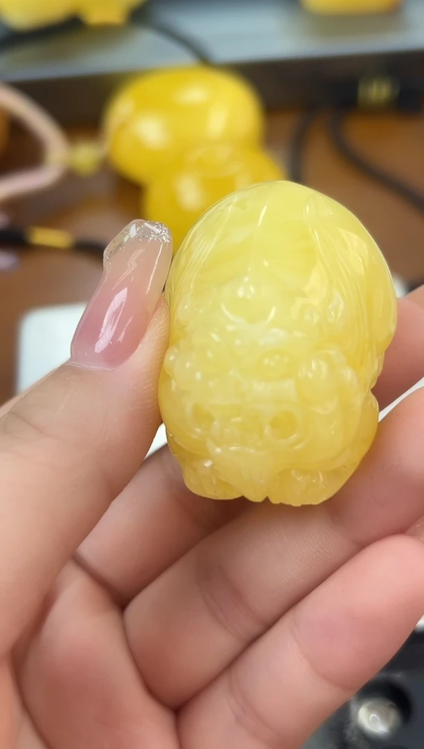 未镶嵌蜜蜡裸石琥珀蜜蜡吊坠