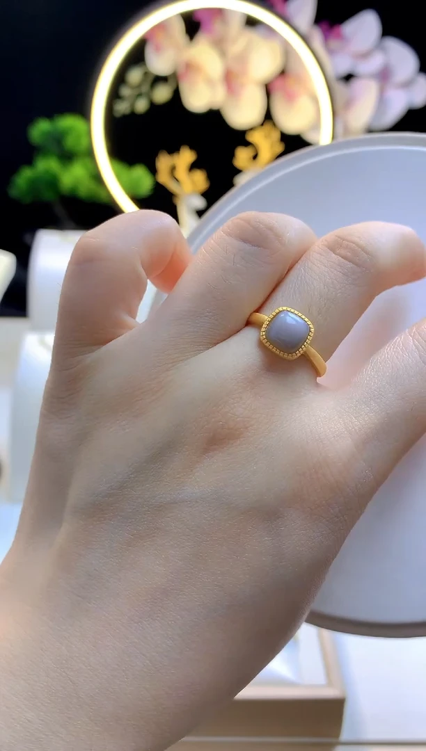 银S925镶嵌戒指和田玉1