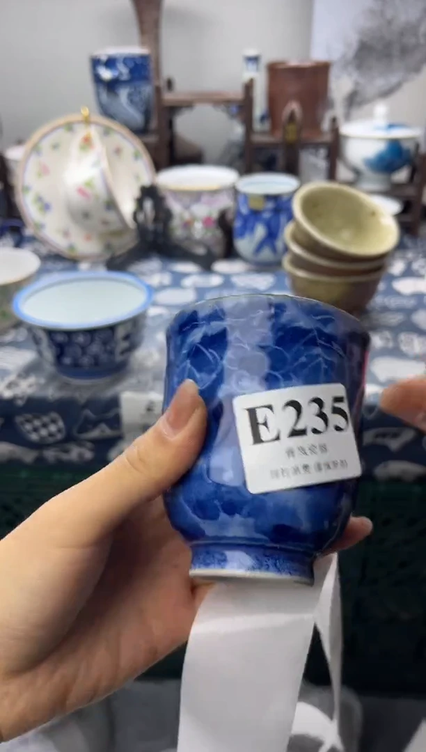 瓷片就*莉  E235