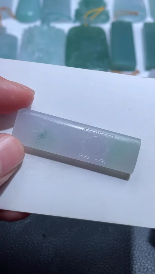 【闪购商品】定制翡翠未镶嵌一念大叔