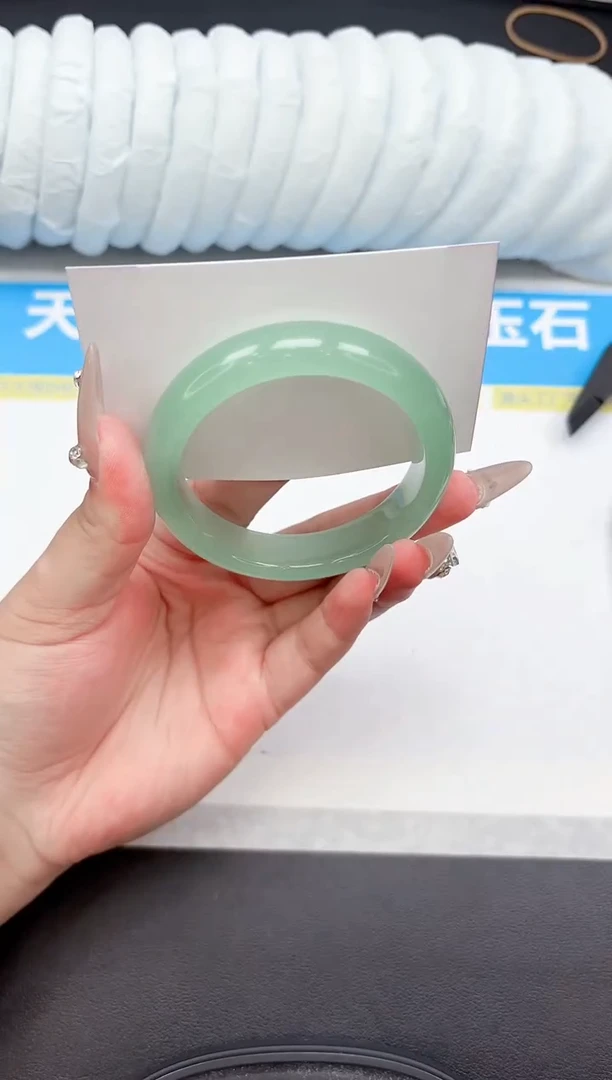 未镶嵌手镯石英质玉313-54.3