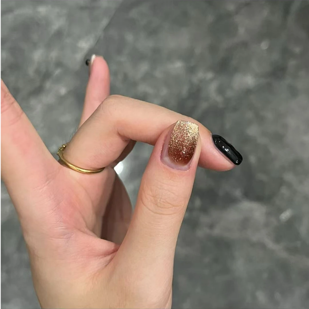 沉香木瓶装甲油胶冬季爆闪显白百搭全素材美甲美甲瓶装10ml