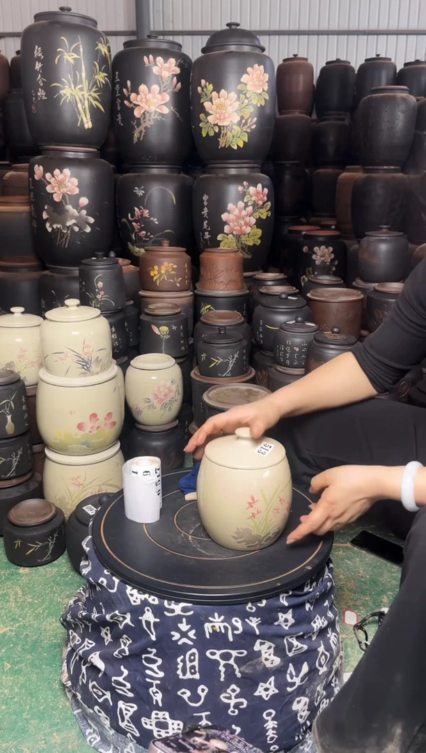 【闪购商品】壶瑕疵茶叶罐 白泥300克 513