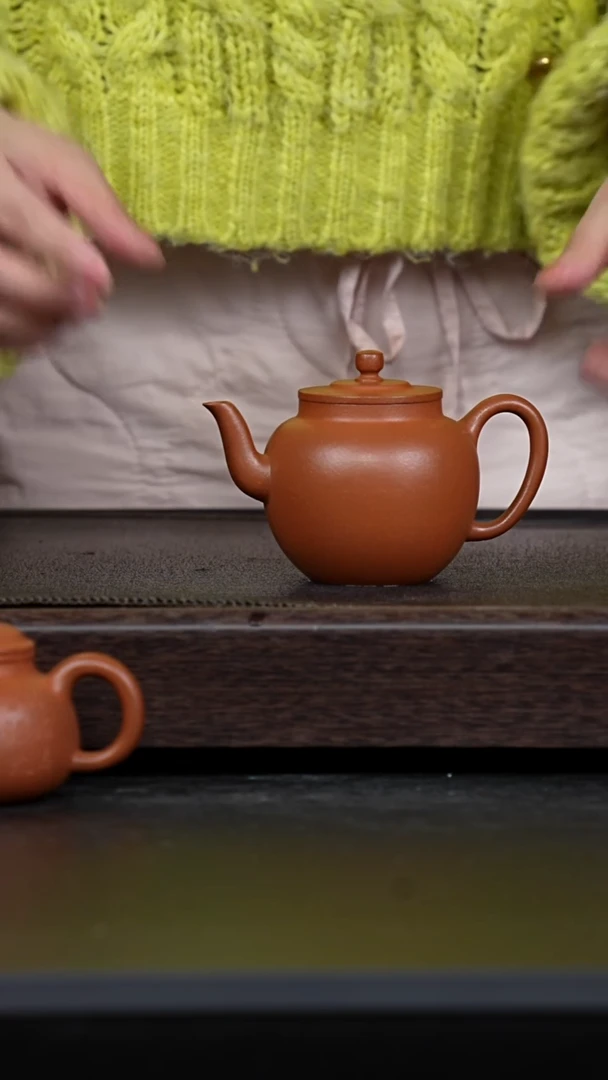 【闪购商品】紫砂茶壶大红泥笠帽莲子