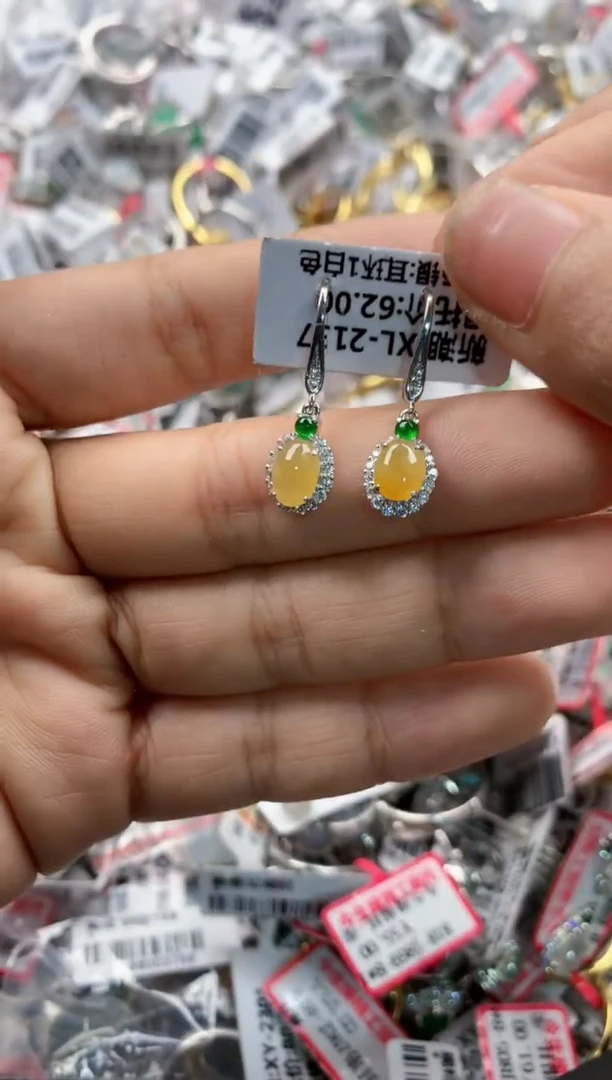 银S925镶嵌戒指翡翠666    2