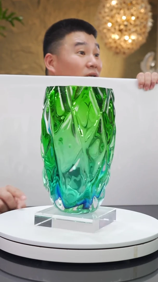 瓷片设计款蓝绿花瓶带底座