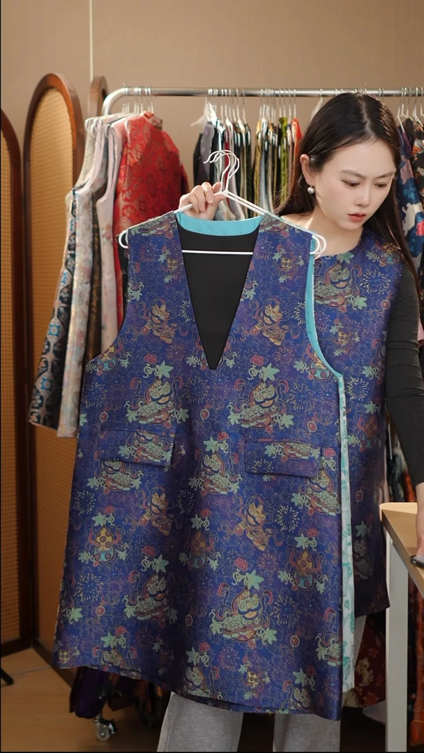 唐锦蓝色貔貅马甲裙