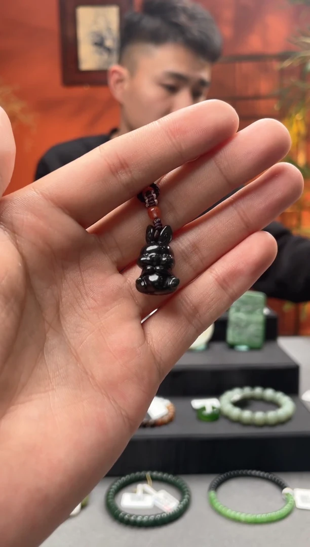 【闪购商品】和田玉颈饰未镶嵌0