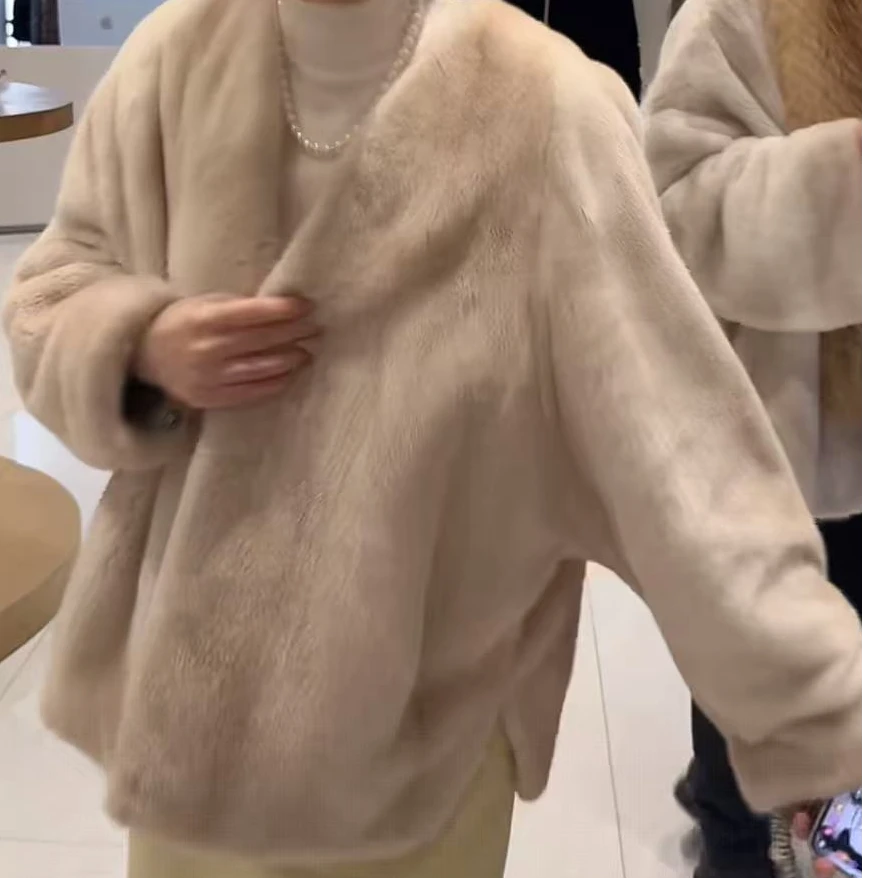 [黑翼甄选.北极貂]秋冬新款女装天然水貂外套短款