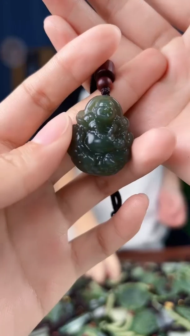未镶嵌和田玉挂件拍一发一，