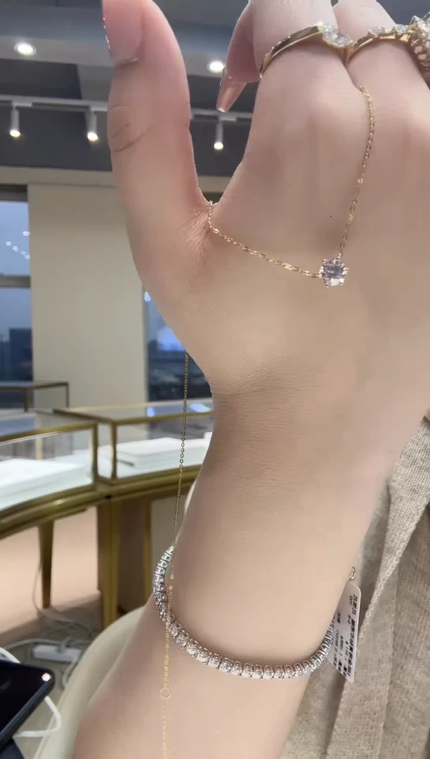 【闪购商品】合成钻石颈饰18K金镶嵌k黄六爪项链