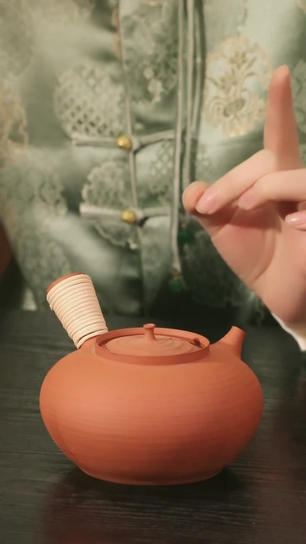 潮州朱泥 砂铫一个