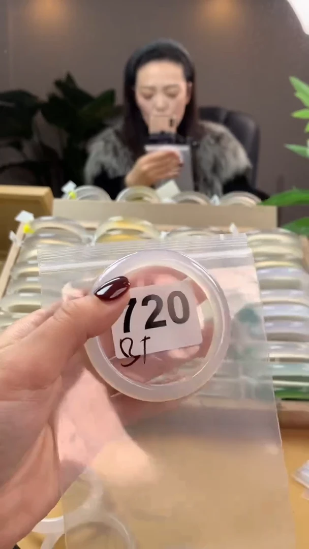 【闪购商品】玛瑙/玉髓手镯未镶嵌720