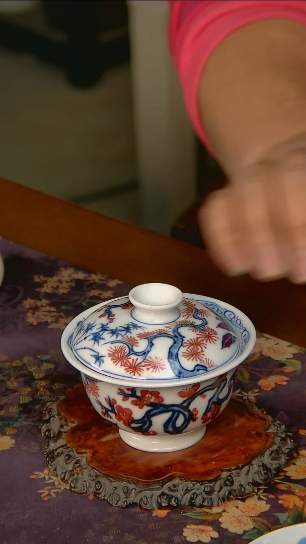 杯手工手绘杯杯很美丽