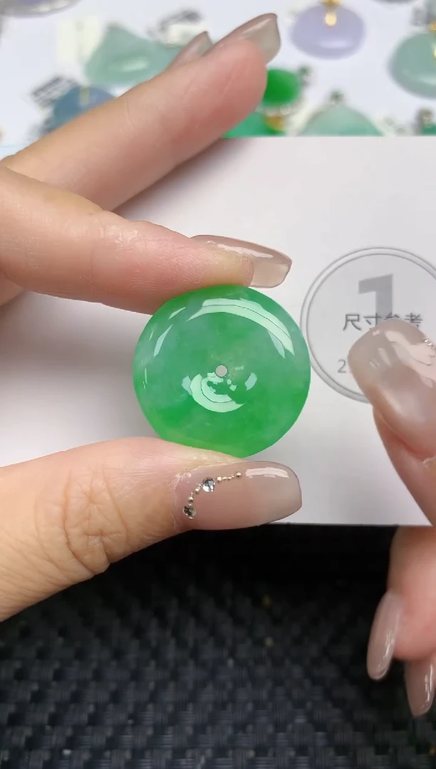 颈饰未镶嵌翡翠天然缅甸A货翡翠百元以上9元证书费自理