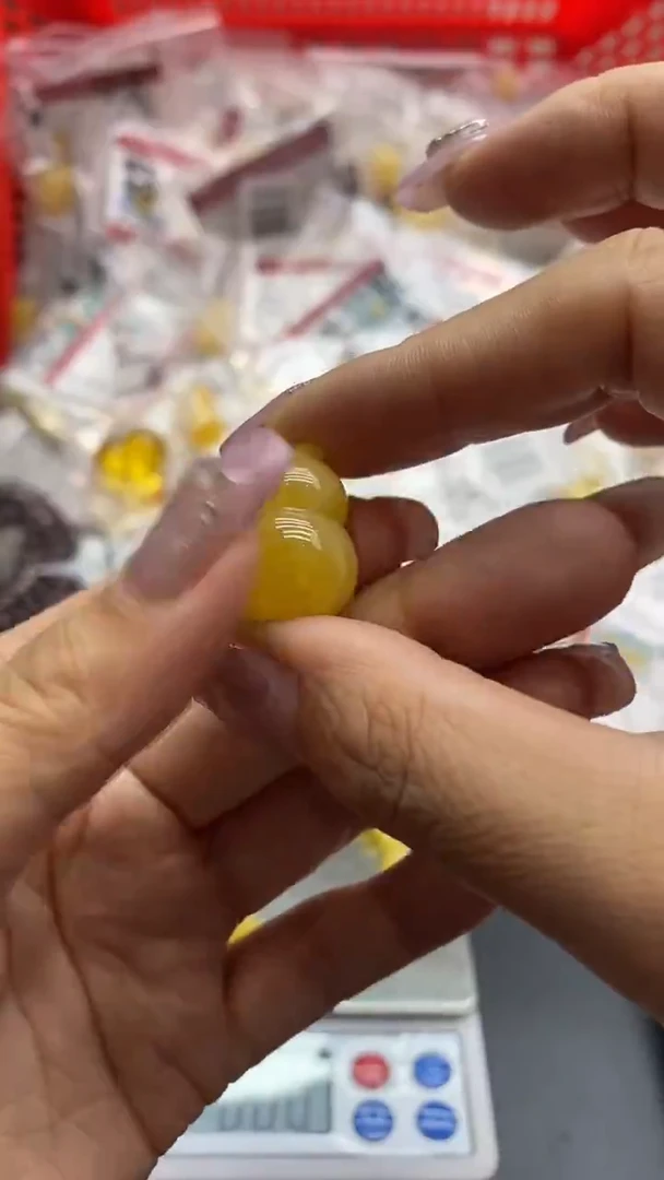 琥珀未镶嵌珠宝奇石1540