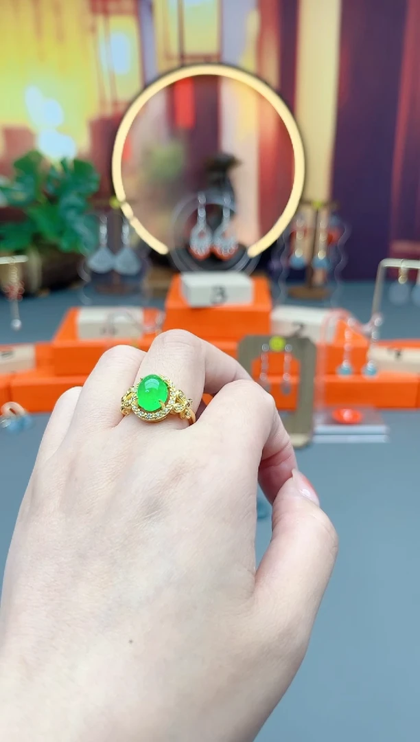 未镶嵌石英质玉（非洲翠）耳钉戒指1