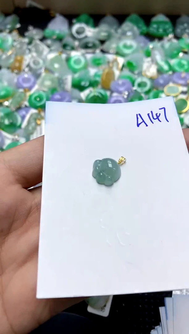 【闪购商品】翡翠颈饰18K金镶嵌1111111111111111