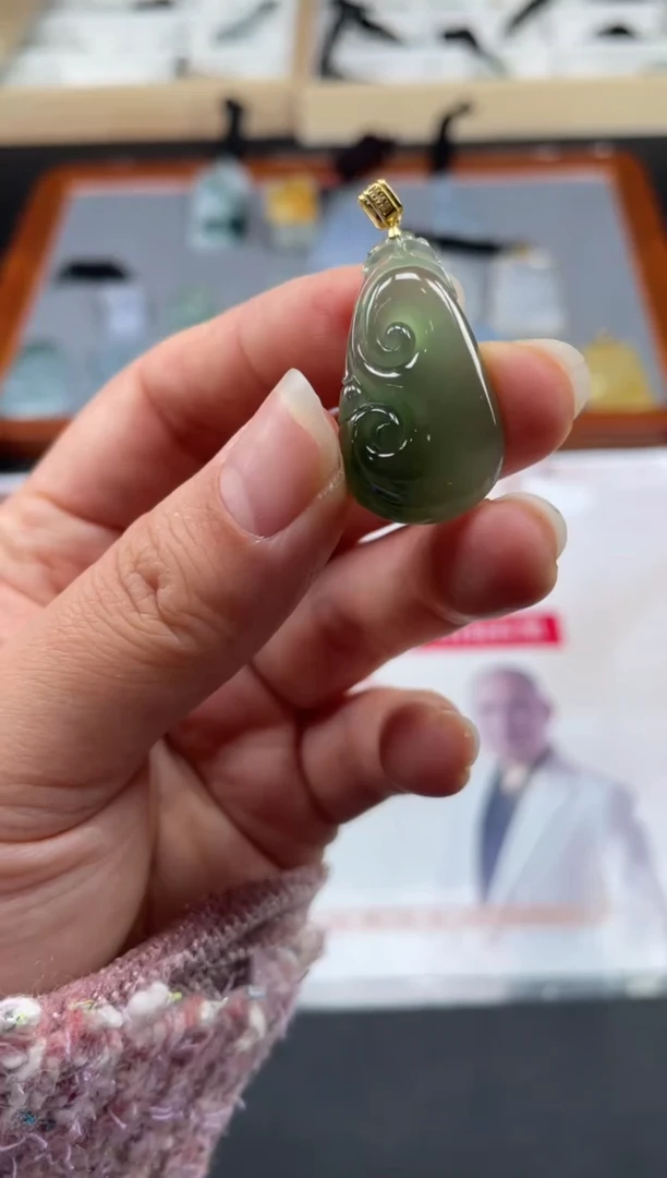 【闪购商品】定制翡翠未镶嵌01-17HDJT0133011