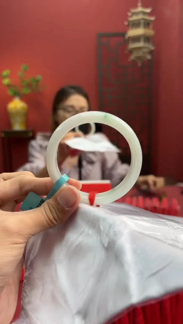 未镶嵌手镯翡翠翡翠手镯2