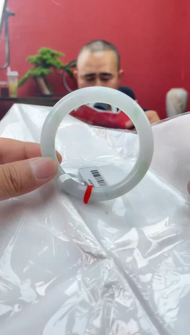 未镶嵌手镯翡翠翡翠手镯3
