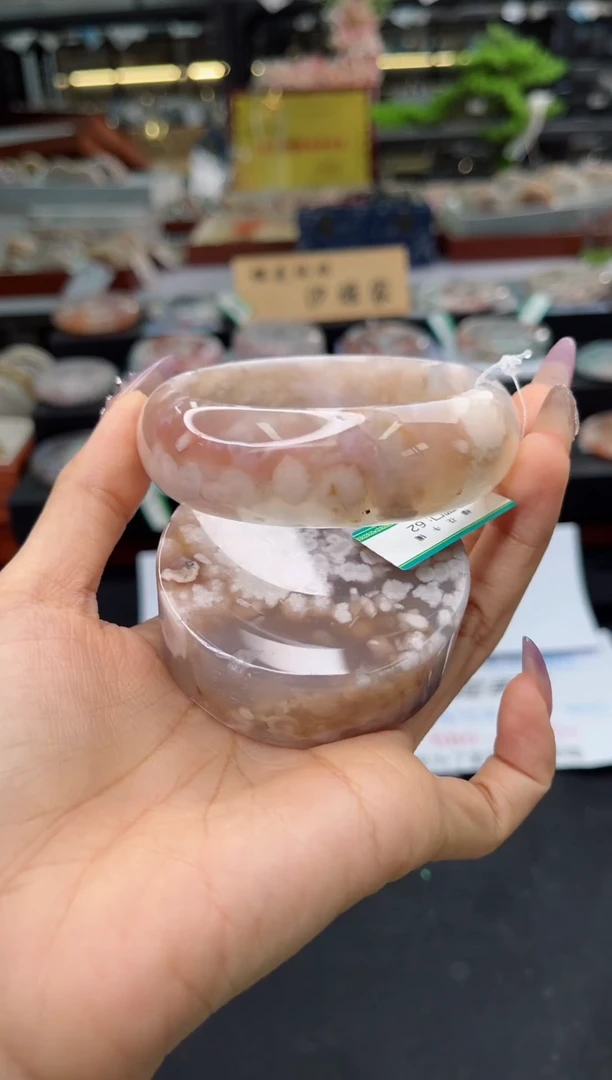 石英质玉手镯未镶嵌62圈口(赠品镯心)3751860