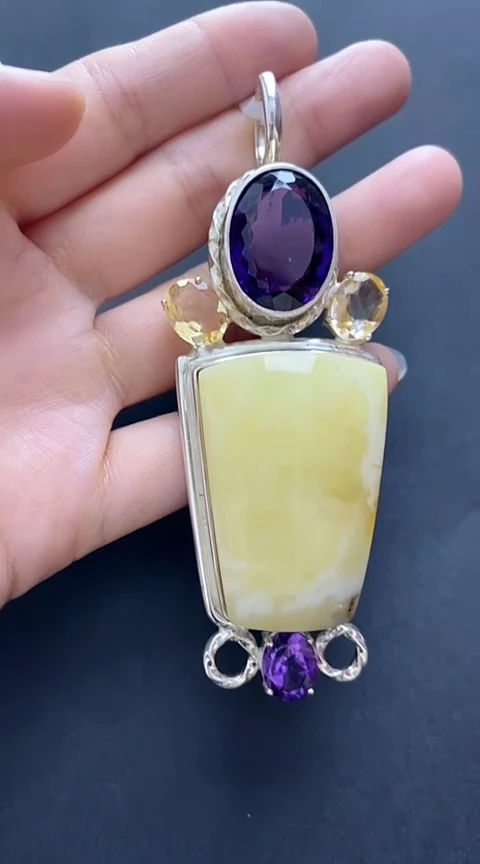 【闪购商品】琥珀裸石银S925镶嵌蜜蜡吊坠