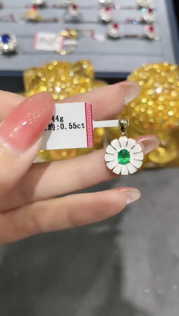 吊坠18K金镶嵌祖母绿吊坠