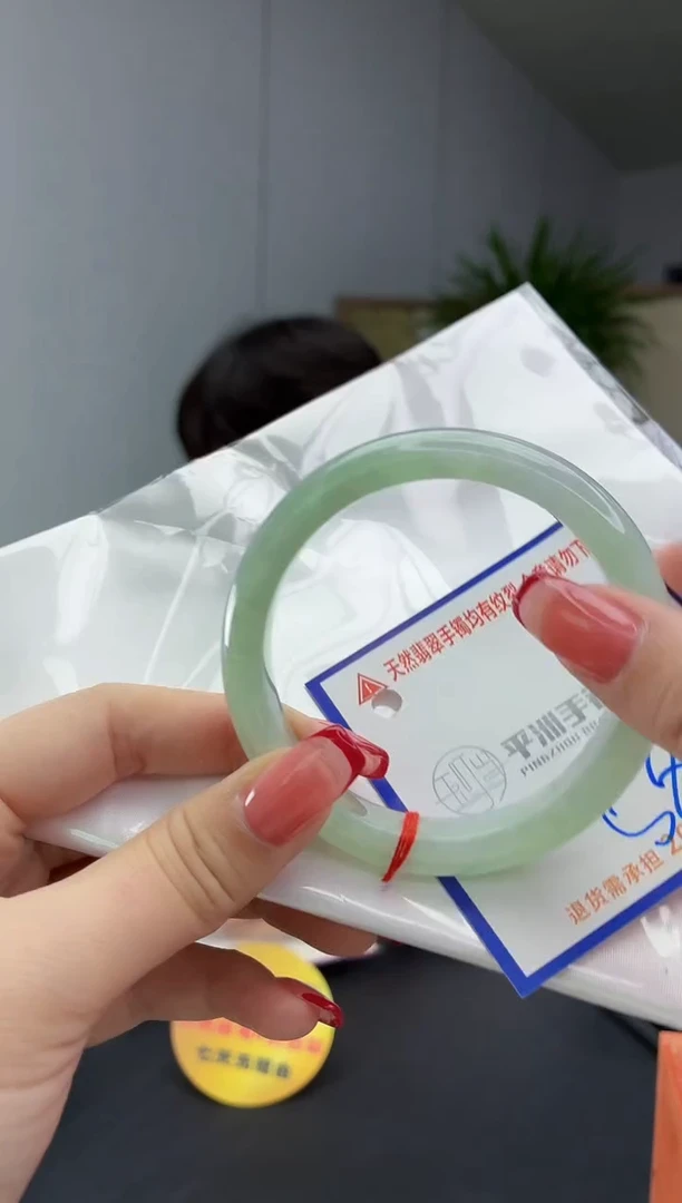 翡翠手镯未镶嵌11111111