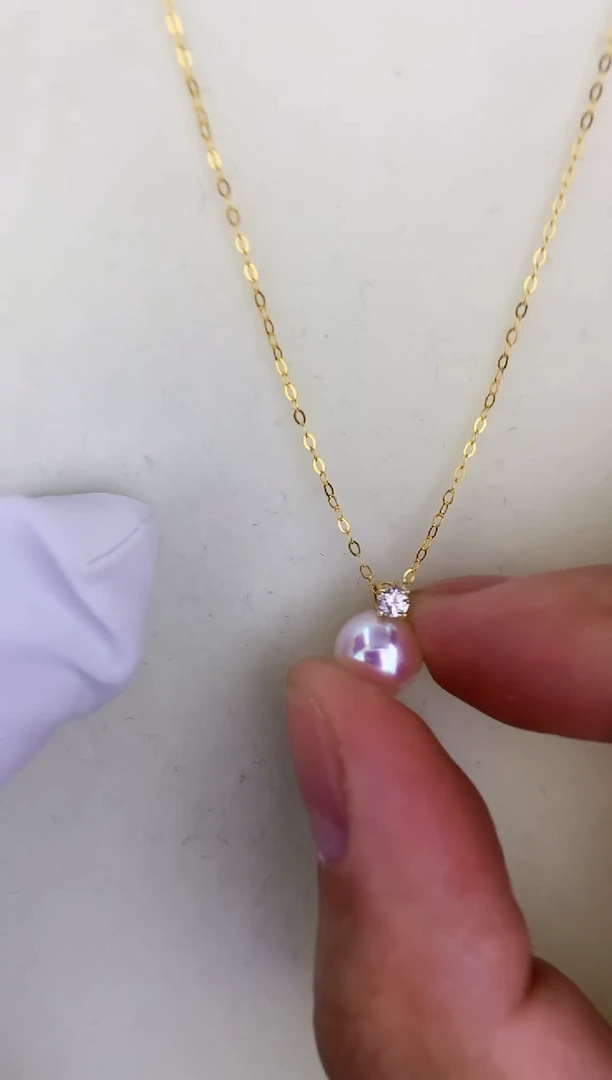 18K金镶嵌海水珍珠DA 扣头带钻吊坠 7-8 GD017