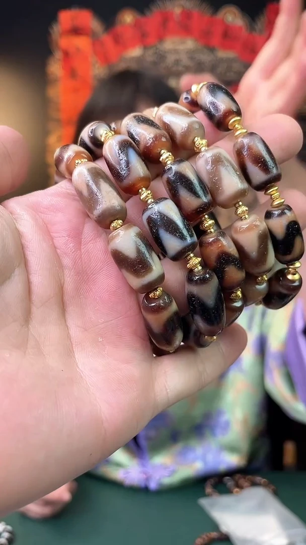 【闪购商品】玛瑙/玉髓手串未镶嵌手串/多样性发一件