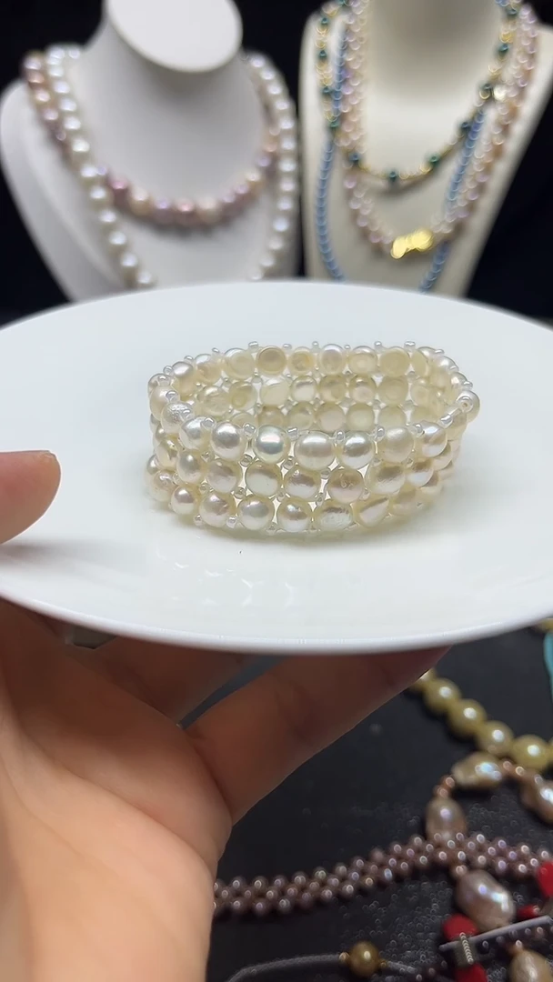 颈饰未镶嵌淡水珍珠多人手链
