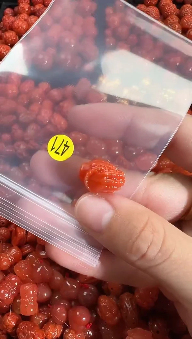 颈饰未镶嵌南红玛瑙1