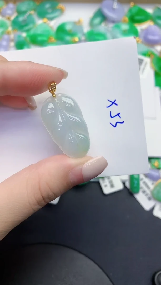 颈饰未镶嵌翡翠缅甸天然翡翠A货