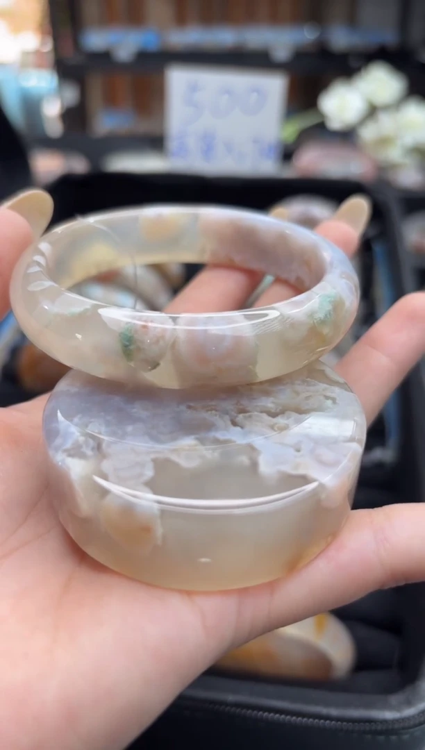 未镶嵌手镯石英质玉C89(60圈赠送镯心)