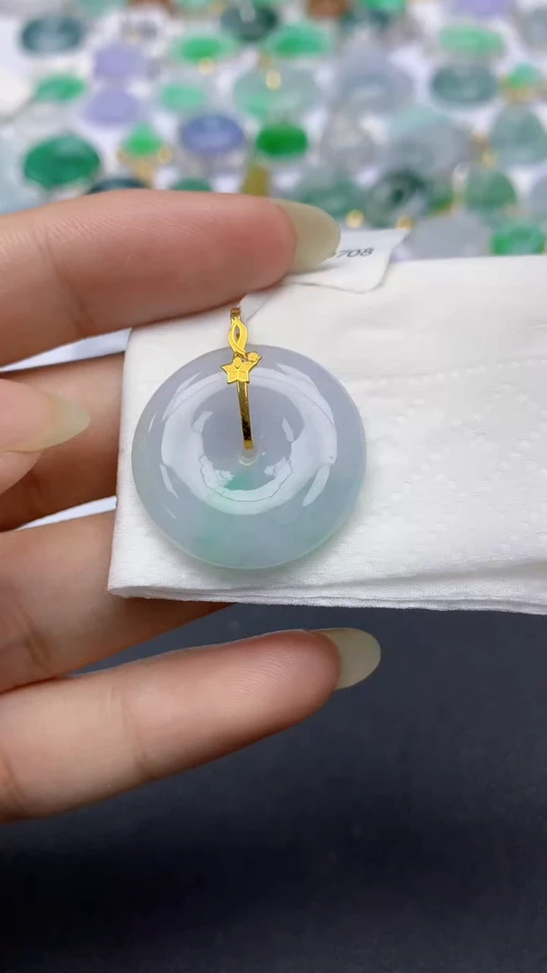 颈饰18K金镶嵌翡翠天然缅甸a货翡翠百元以上9元证书费自理