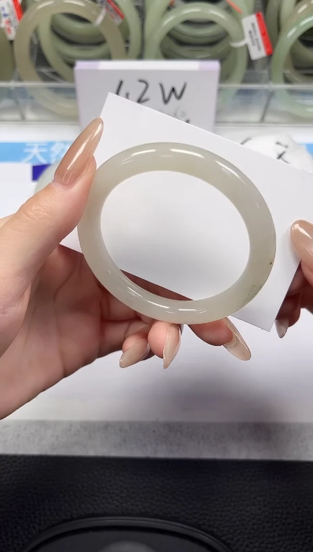 未镶嵌手镯石英质玉144-52/53