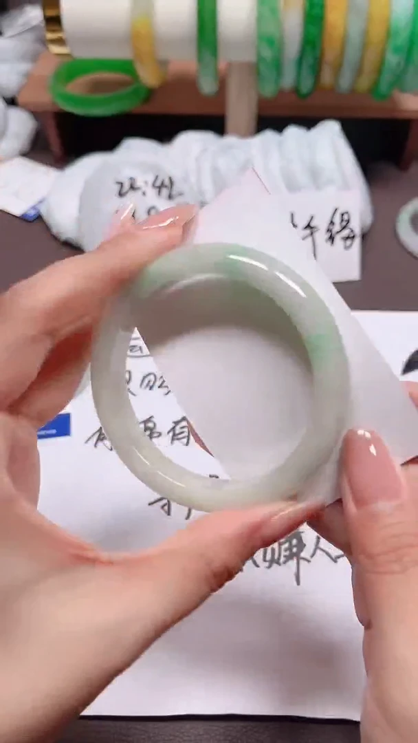 无非金属缅料手镯150