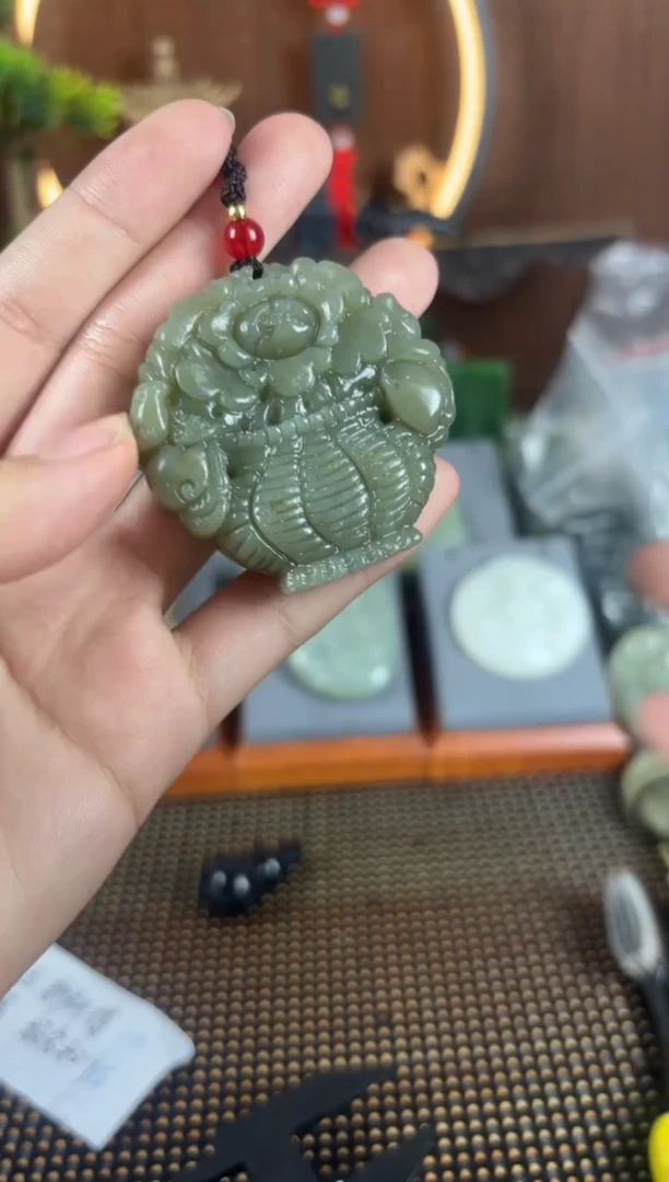 【闪购商品】和田玉颈饰未镶嵌1