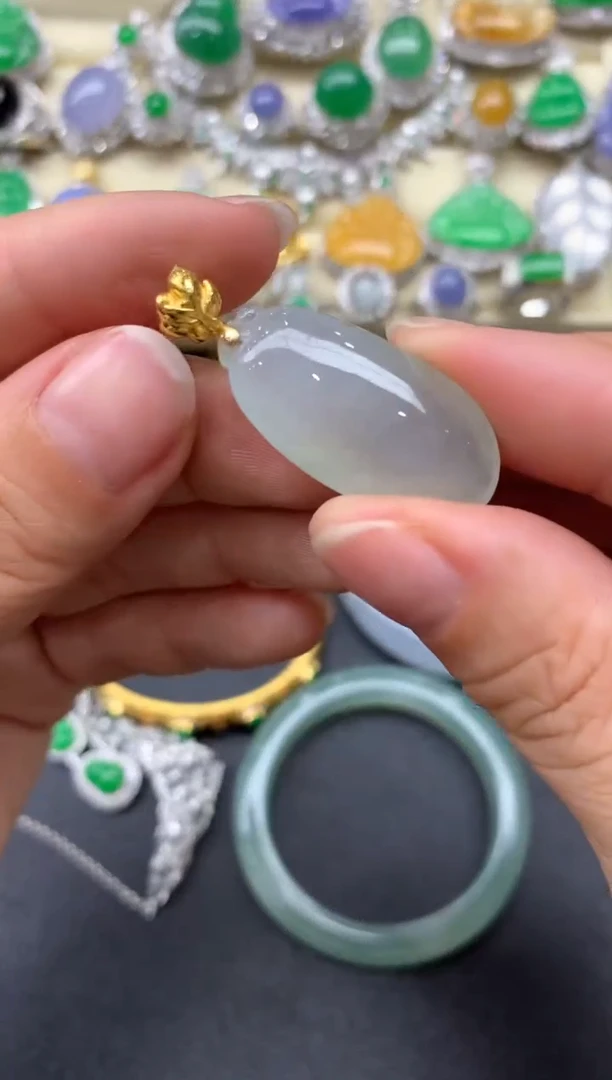 【闪购商品】翡翠颈饰18K金镶嵌219-中国好珍宝