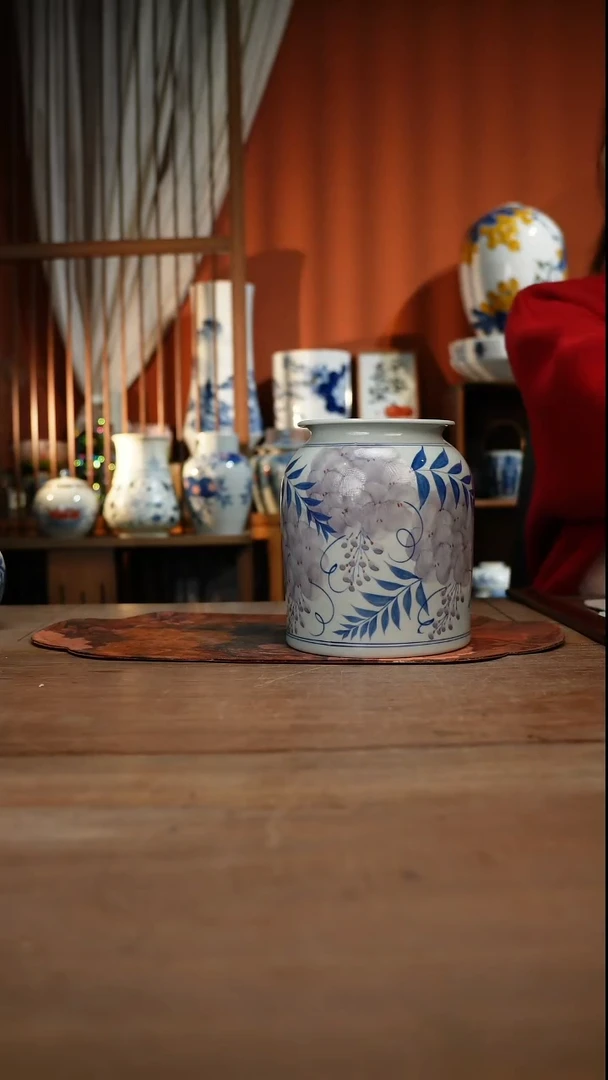 当代高温釉下彩手绘陶瓷餐具