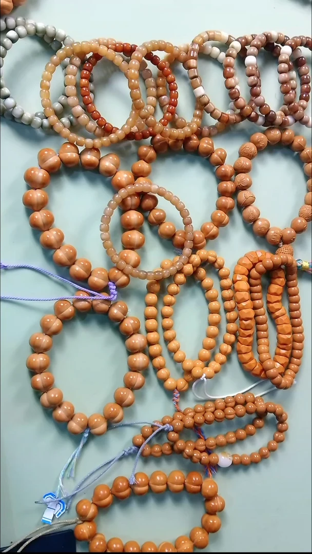 手串猴头核桃＾****?龙脊菩提玉化精品手串