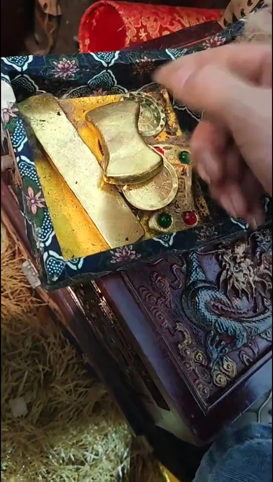 香榧木（1个开封大蓝小盒子）2个版