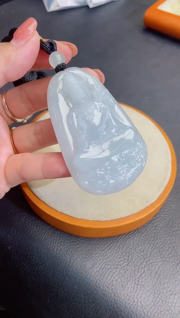 翡翠未镶嵌颈饰缅甸天然翡翠